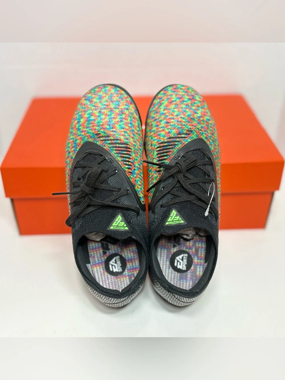 Size 4.5Y Nike Phantom 6 Pro Low FG/MG x EAFC Big Kids Soccer Cleats IH1775-900